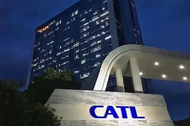 عӦΡ